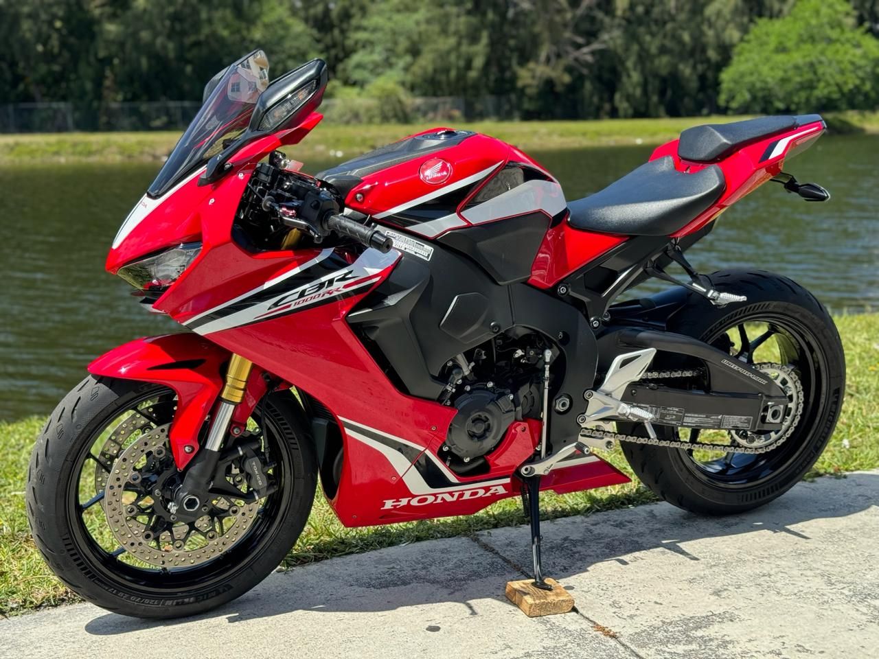 2019 Honda CBR1000RR ABS in North Miami Beach, Florida - Photo 14