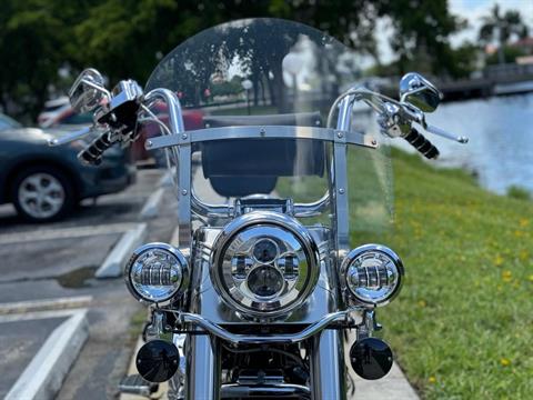 2005 Harley-Davidson FLSTC/FLSTCI Heritage Softail® Classic in North Miami Beach, Florida - Photo 7