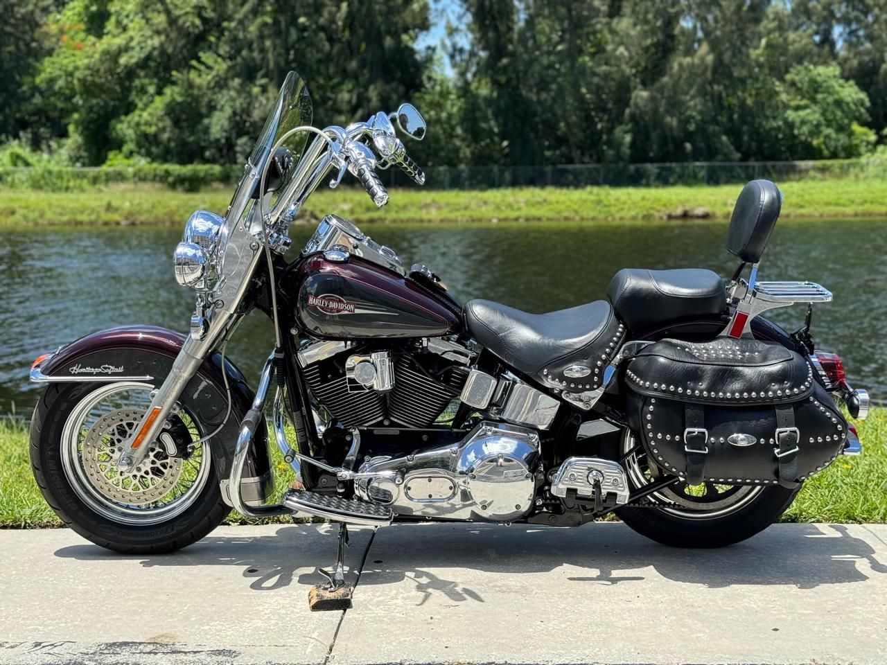 2005 Harley-Davidson FLSTC/FLSTCI Heritage Softail® Classic in North Miami Beach, Florida - Photo 13