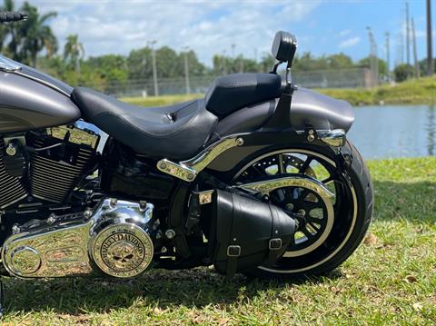 2016 Harley-Davidson Breakout® in North Miami Beach, Florida - Photo 18