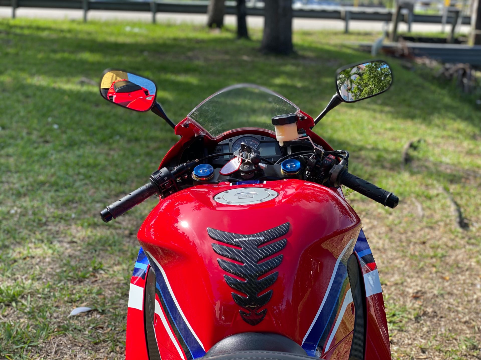 2021 Honda CBR600RR in North Miami Beach, Florida - Photo 14