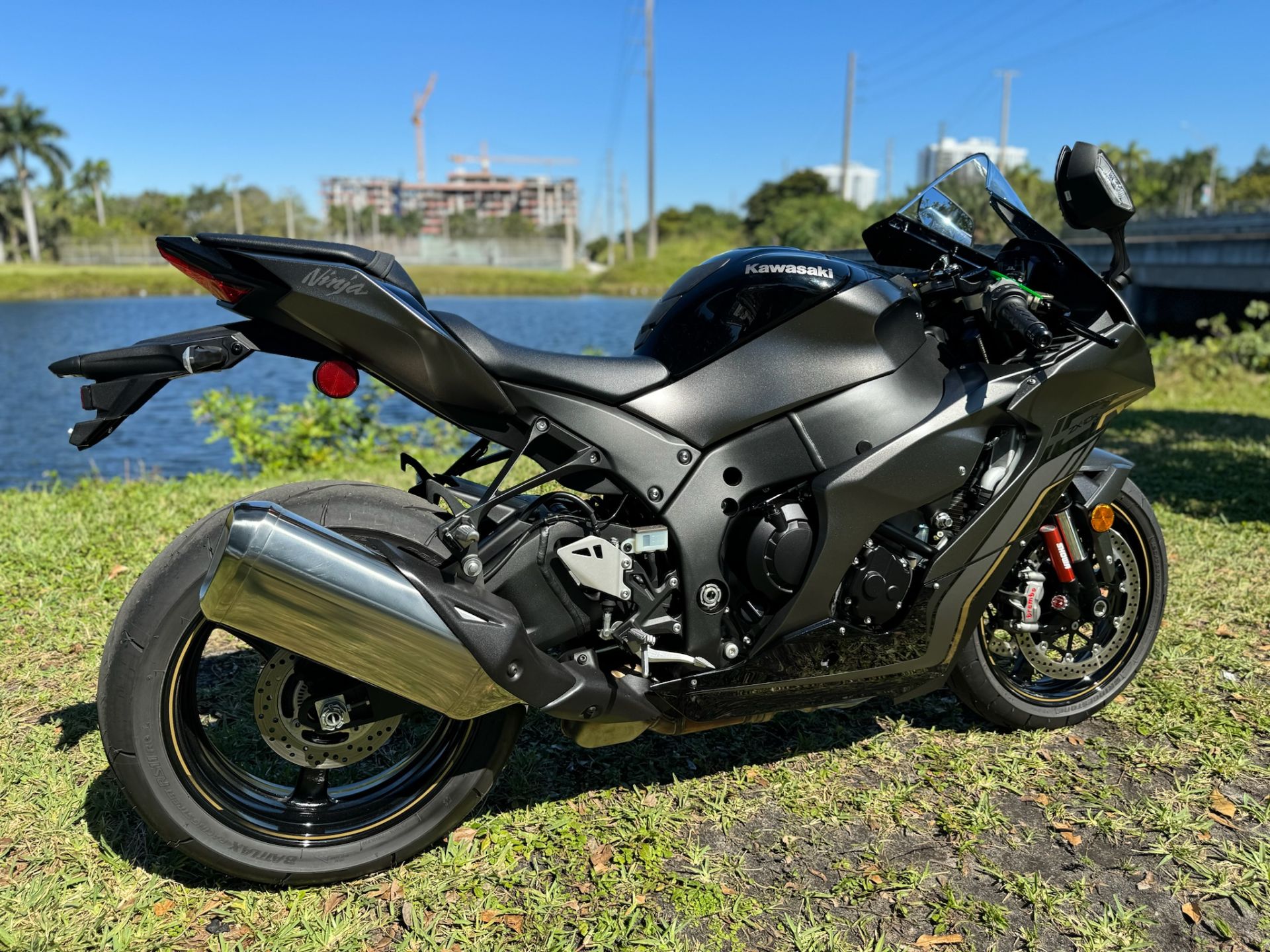 2023 Kawasaki Ninja ZX-10R in North Miami Beach, Florida - Photo 4