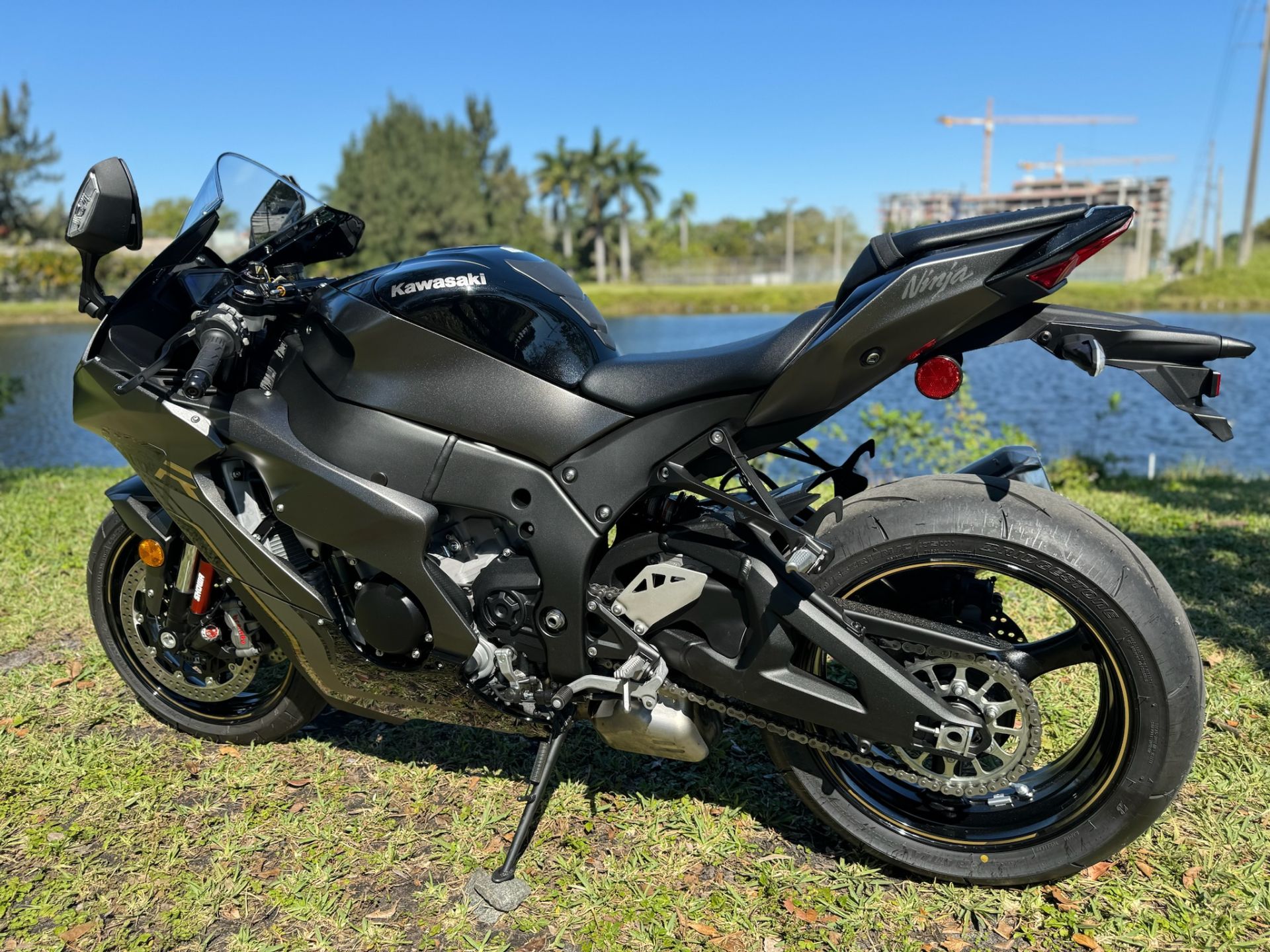 2023 Kawasaki Ninja ZX-10R in North Miami Beach, Florida - Photo 13