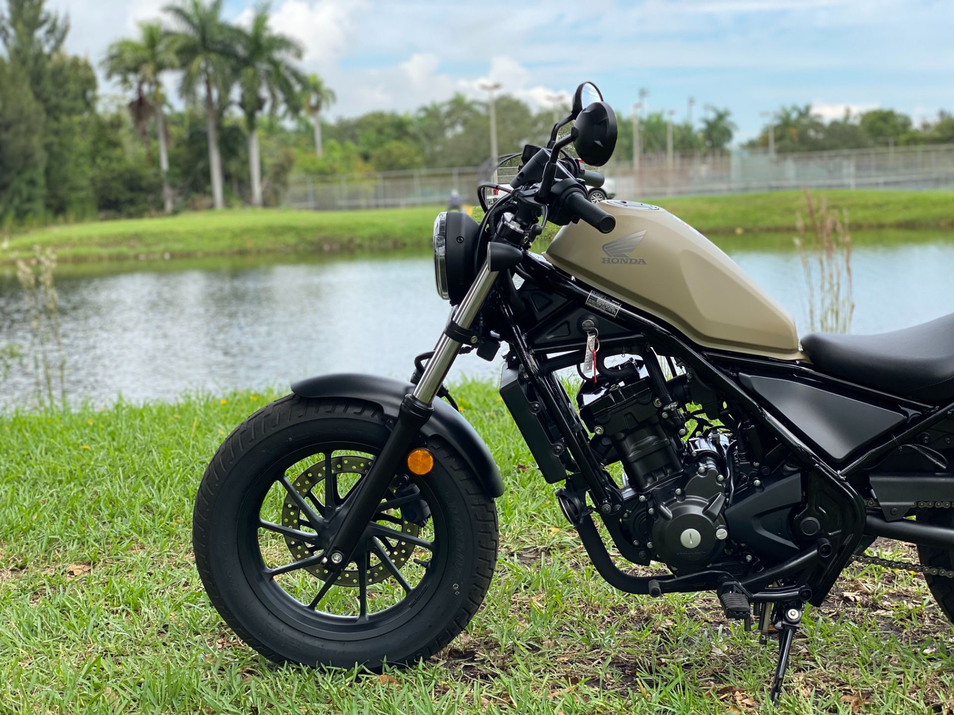 2020 Honda Rebel 300 in North Miami Beach, Florida - Photo 21