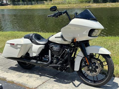 2018 Harley-Davidson Road Glide® Special in North Miami Beach, Florida - Photo 1