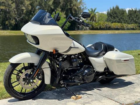2018 Harley-Davidson Road Glide® Special in North Miami Beach, Florida - Photo 13