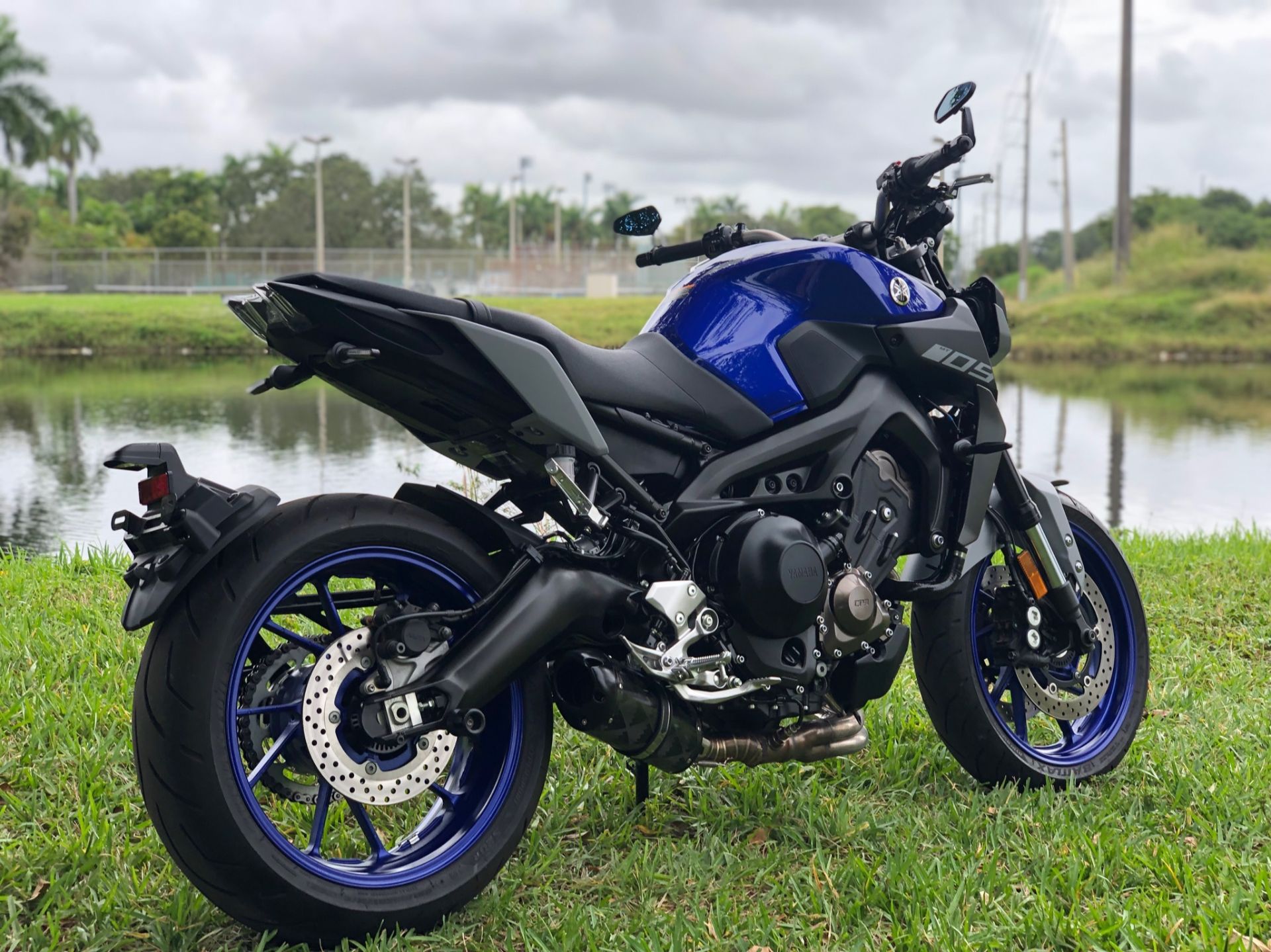 2020 Yamaha MT-09 in North Miami Beach, Florida - Photo 4