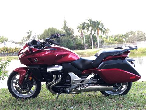 2014 Honda CTX®1300 in North Miami Beach, Florida - Photo 18