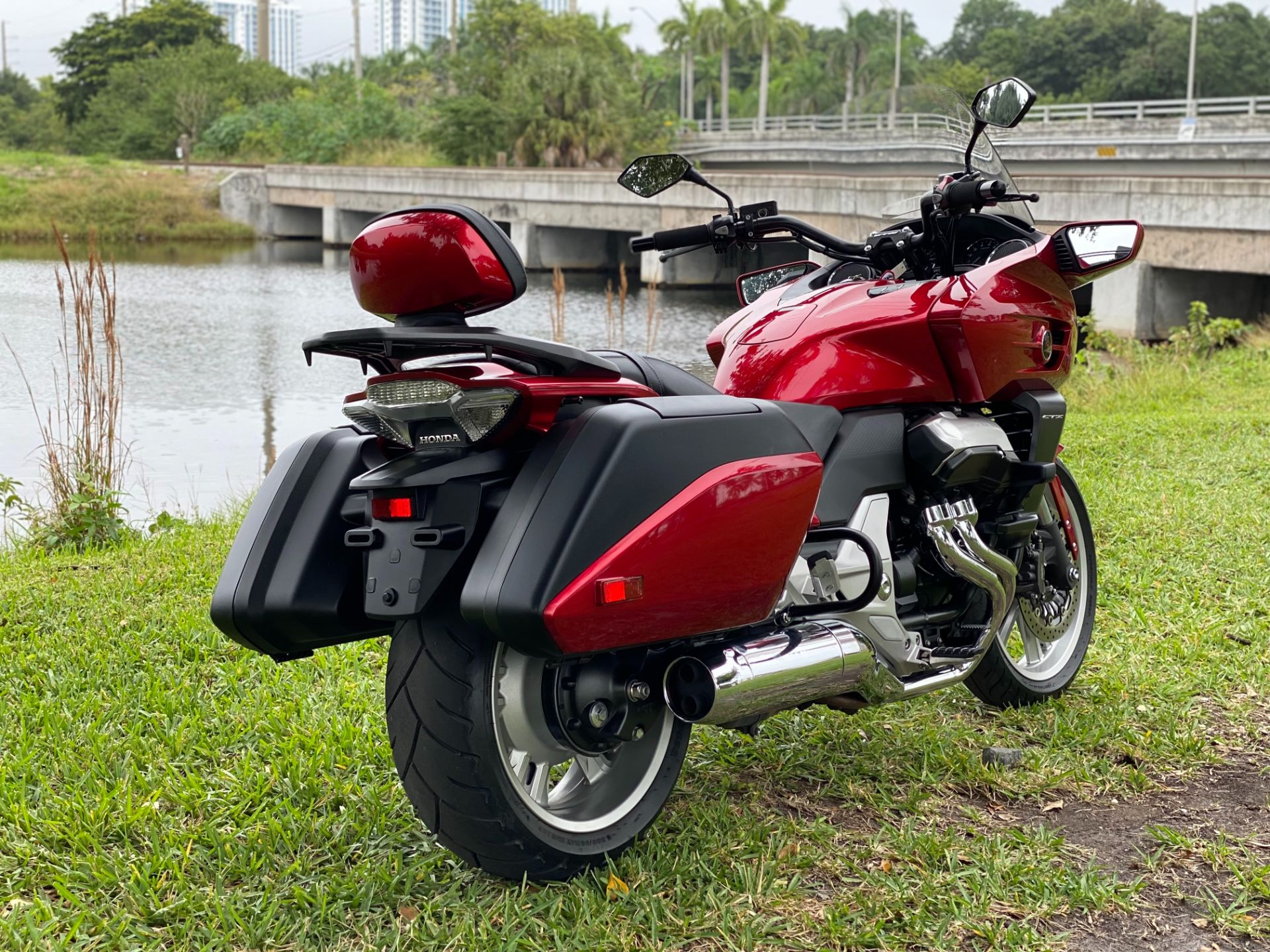 2014 Honda CTX®1300 in North Miami Beach, Florida - Photo 4