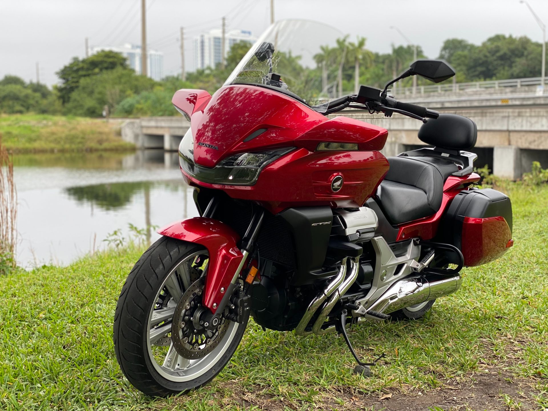 2014 Honda CTX®1300 in North Miami Beach, Florida - Photo 18