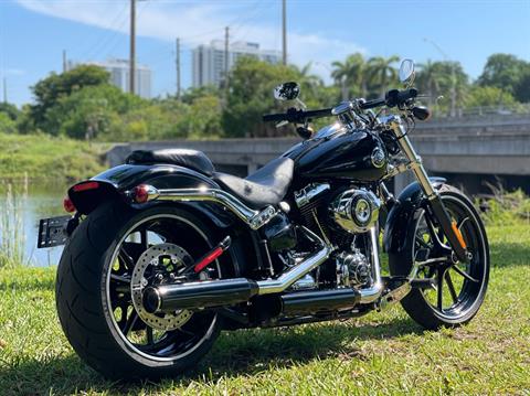 2015 Harley-Davidson Breakout® in North Miami Beach, Florida - Photo 4