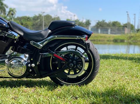 2015 Harley-Davidson Breakout® in North Miami Beach, Florida - Photo 22