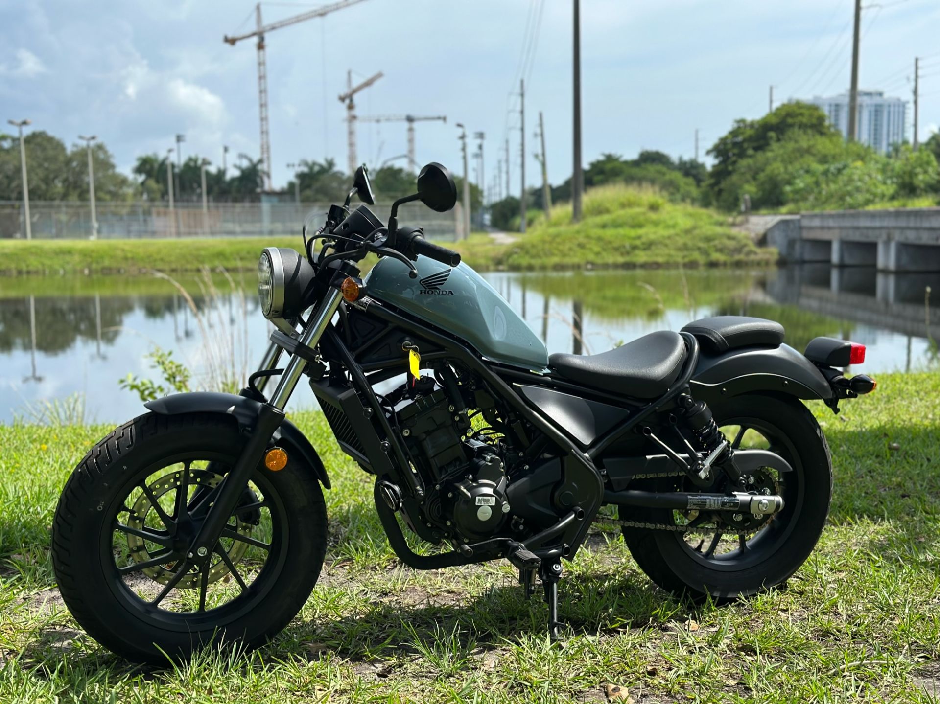 2019 Honda Rebel 300 in North Miami Beach, Florida - Photo 13