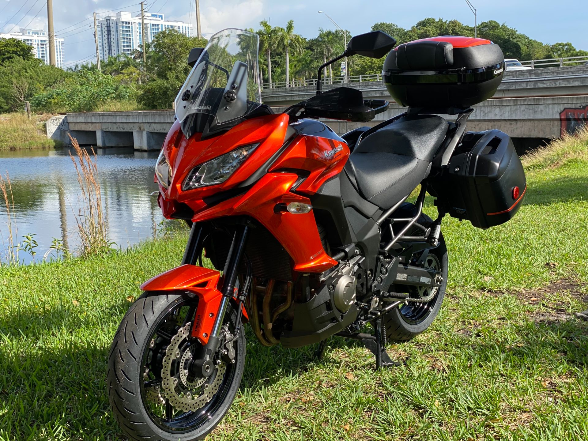 2015 Kawasaki Versys® 1000 LT in North Miami Beach, Florida - Photo 18