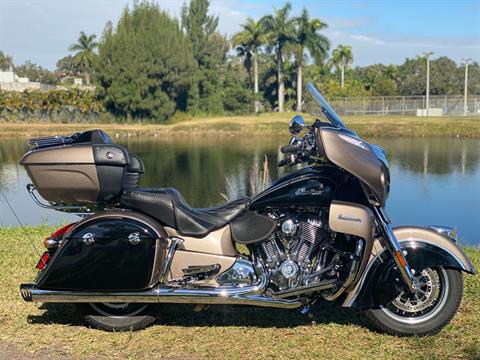 2018 Indian Motorcycle Roadmaster® ABS in North Miami Beach, Florida - Photo 3