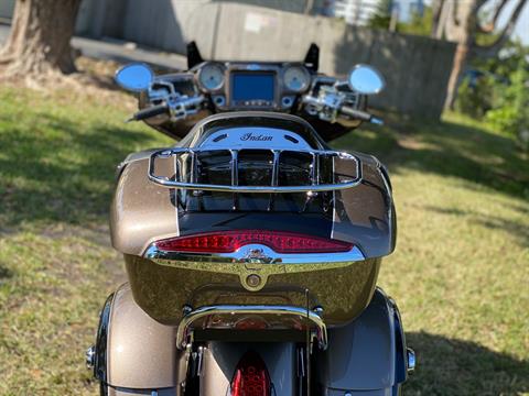 2018 Indian Motorcycle Roadmaster® ABS in North Miami Beach, Florida - Photo 15
