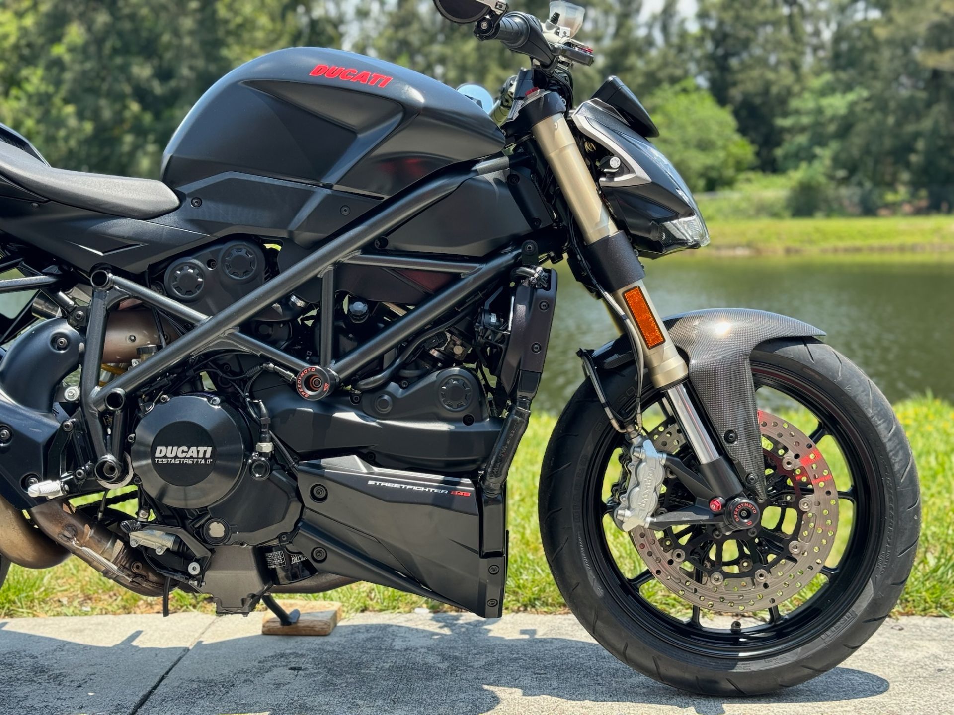 2012 Ducati Streetfighter 848 in North Miami Beach, Florida - Photo 6