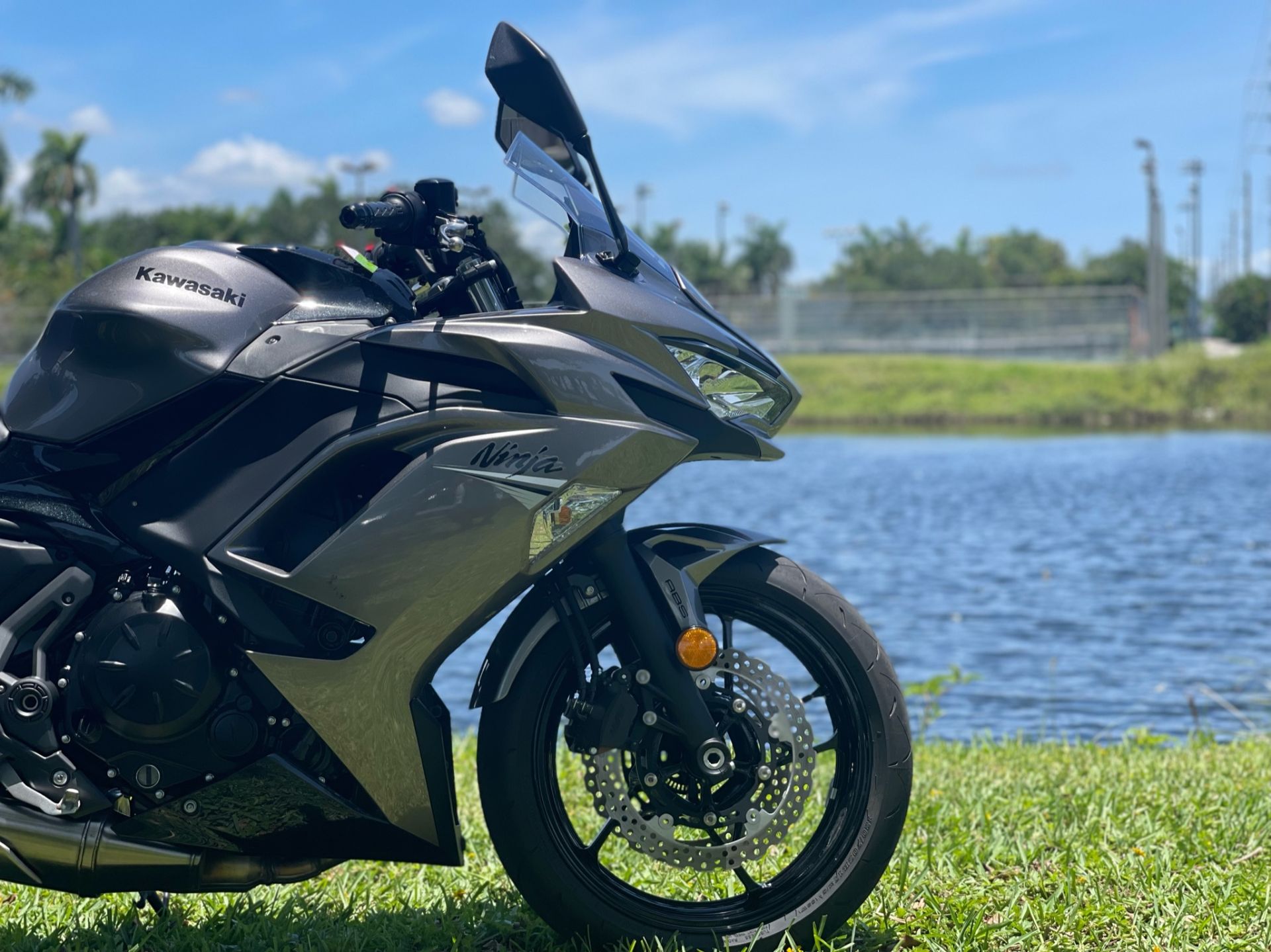 2021 Kawasaki Ninja 650 ABS in North Miami Beach, Florida - Photo 5
