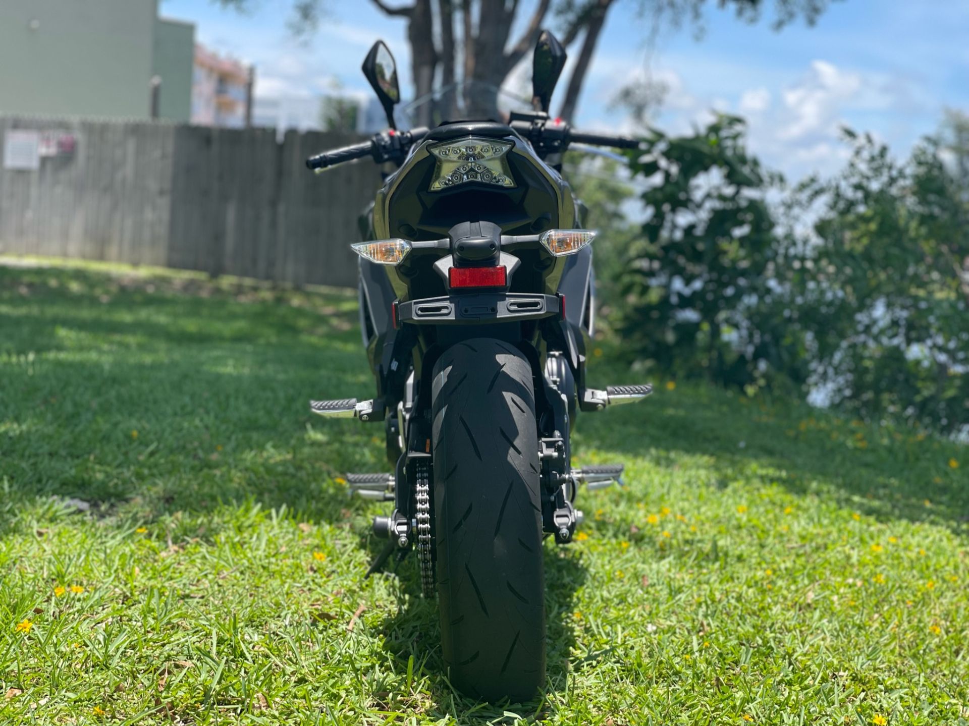 2021 Kawasaki Ninja 650 ABS in North Miami Beach, Florida - Photo 11