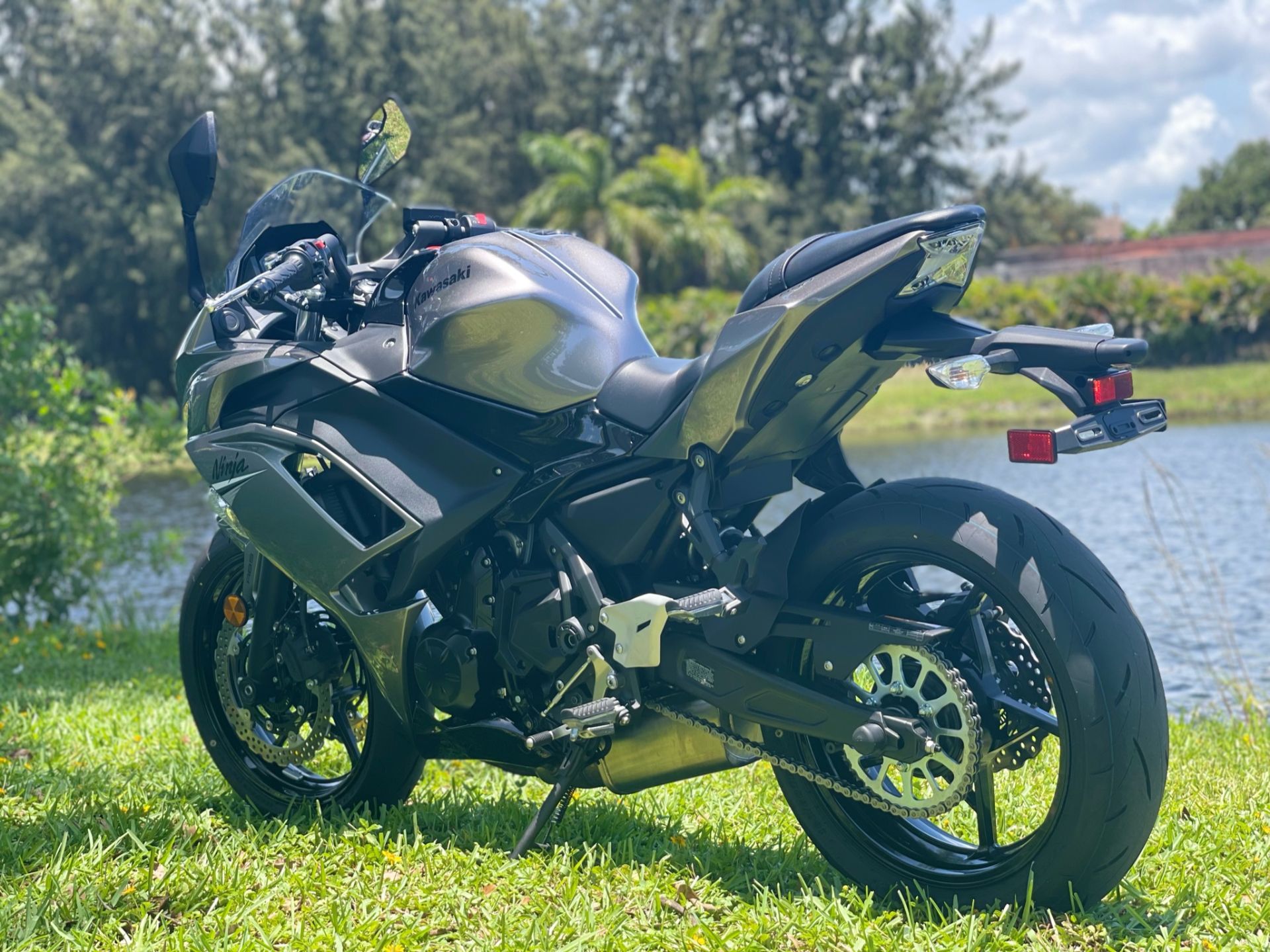 2021 Kawasaki Ninja 650 ABS in North Miami Beach, Florida - Photo 20