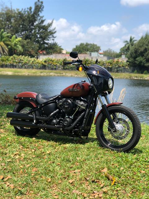 2018 Harley-Davidson Street Bob® 107 in North Miami Beach, Florida - Photo 3