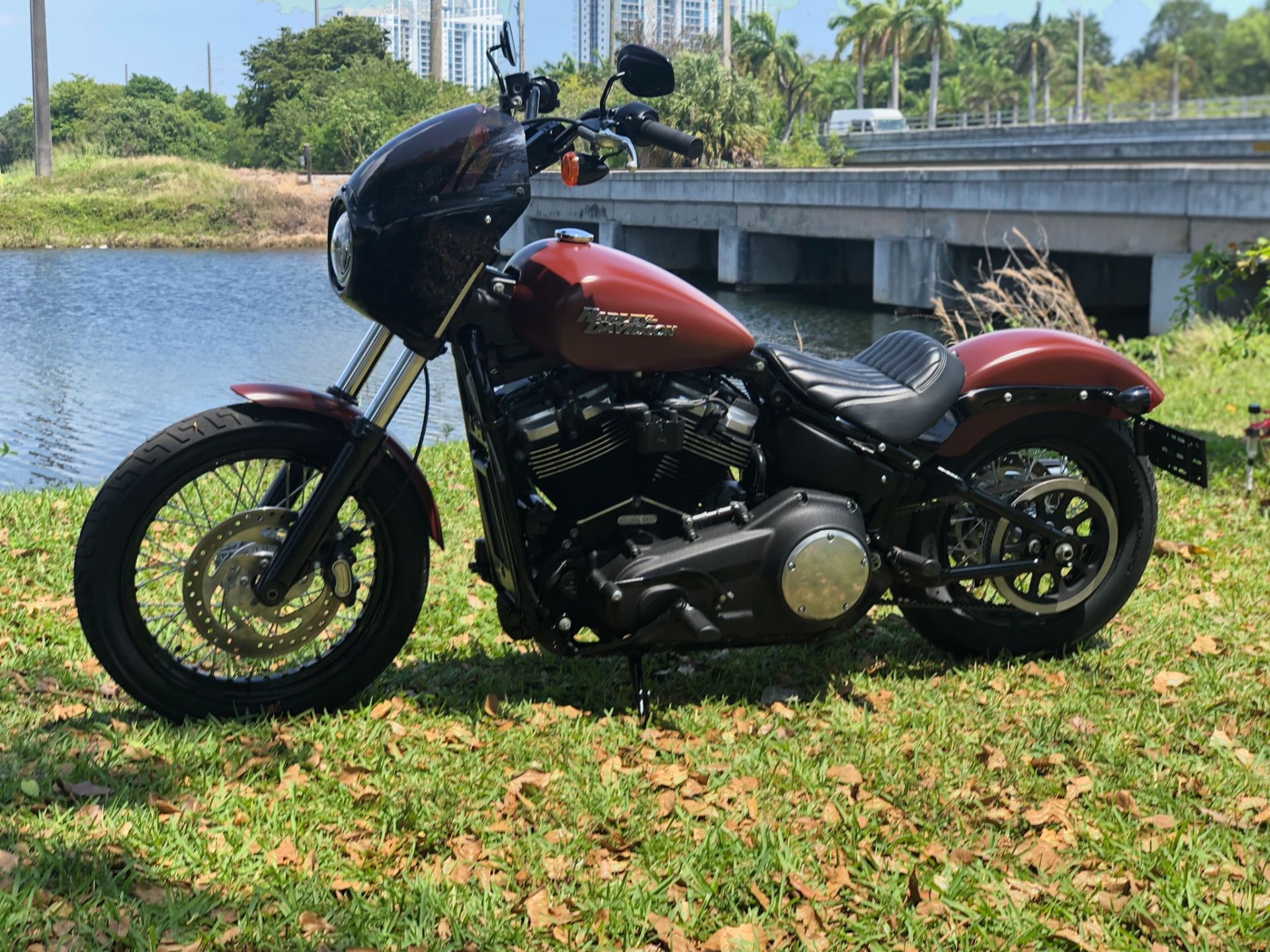 2018 Harley-Davidson Street Bob® 107 in North Miami Beach, Florida - Photo 14