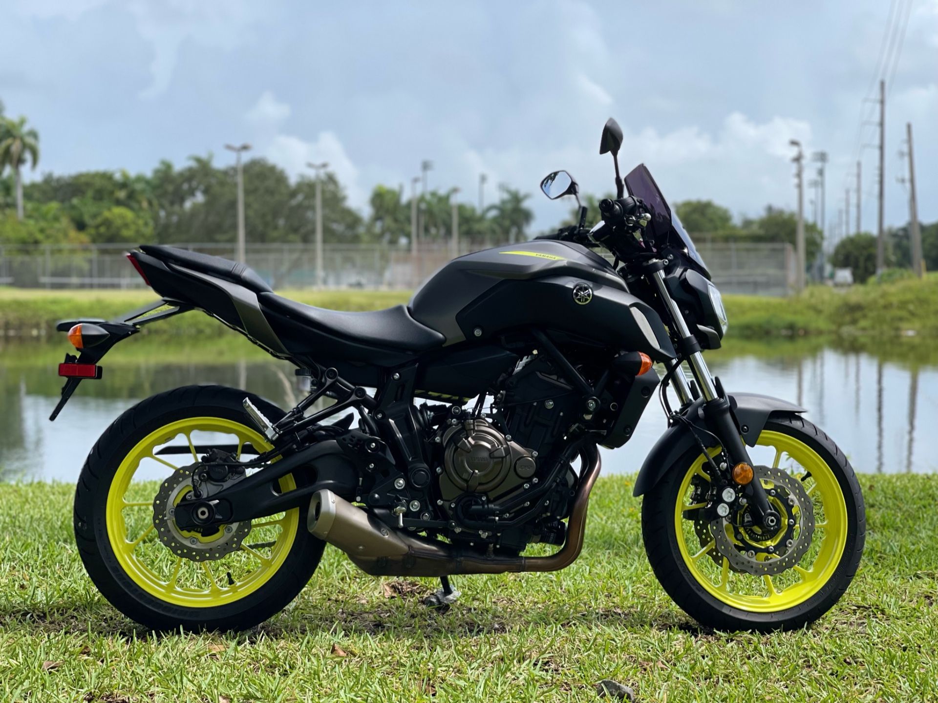 2018 Yamaha MT-07 in North Miami Beach, Florida - Photo 2