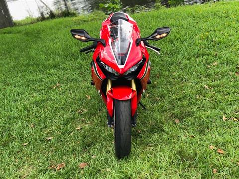 2017 Honda CBR1000RR in North Miami Beach, Florida - Photo 6
