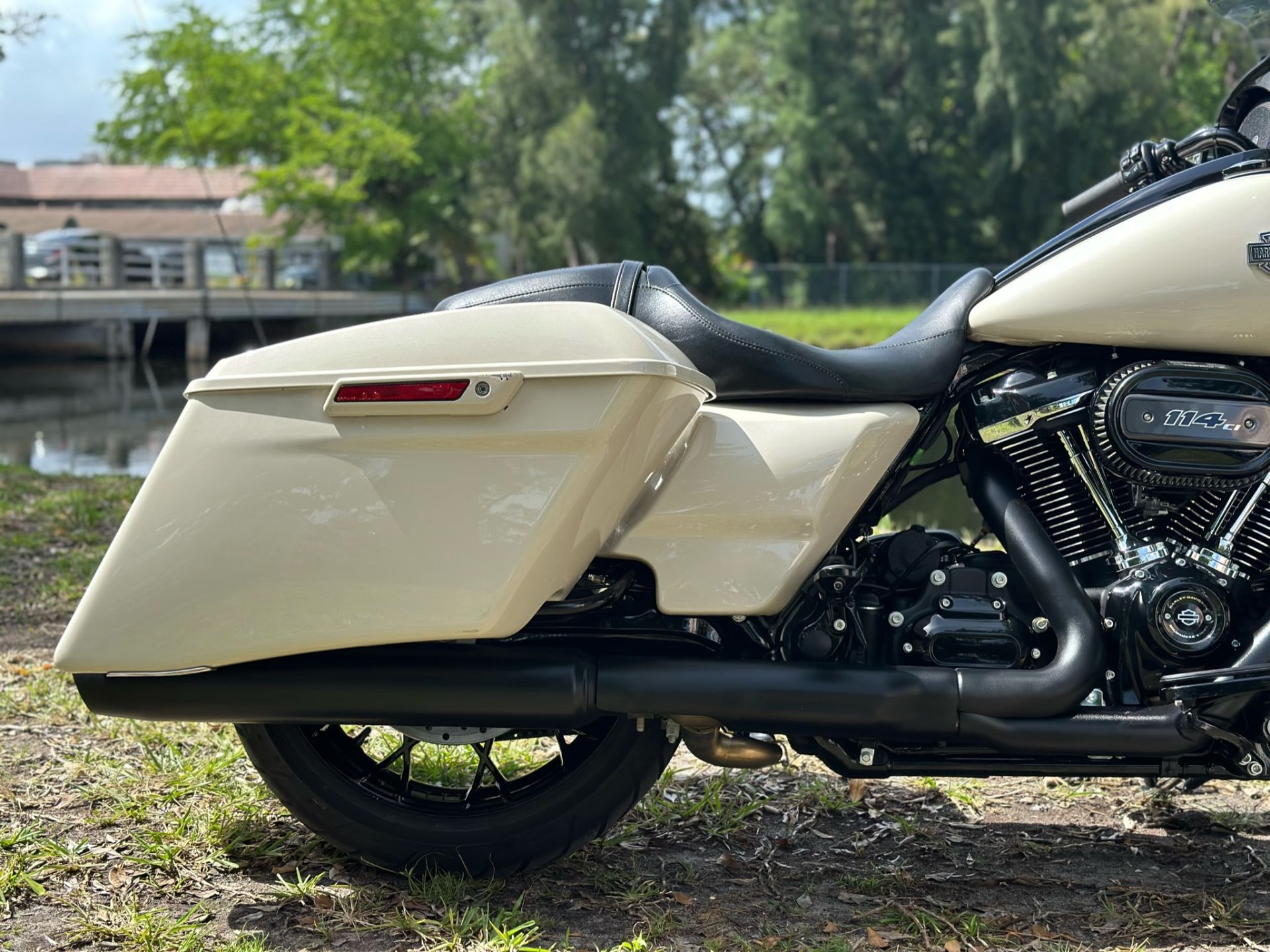 2022 Harley-Davidson Street Glide® Special in North Miami Beach, Florida - Photo 11