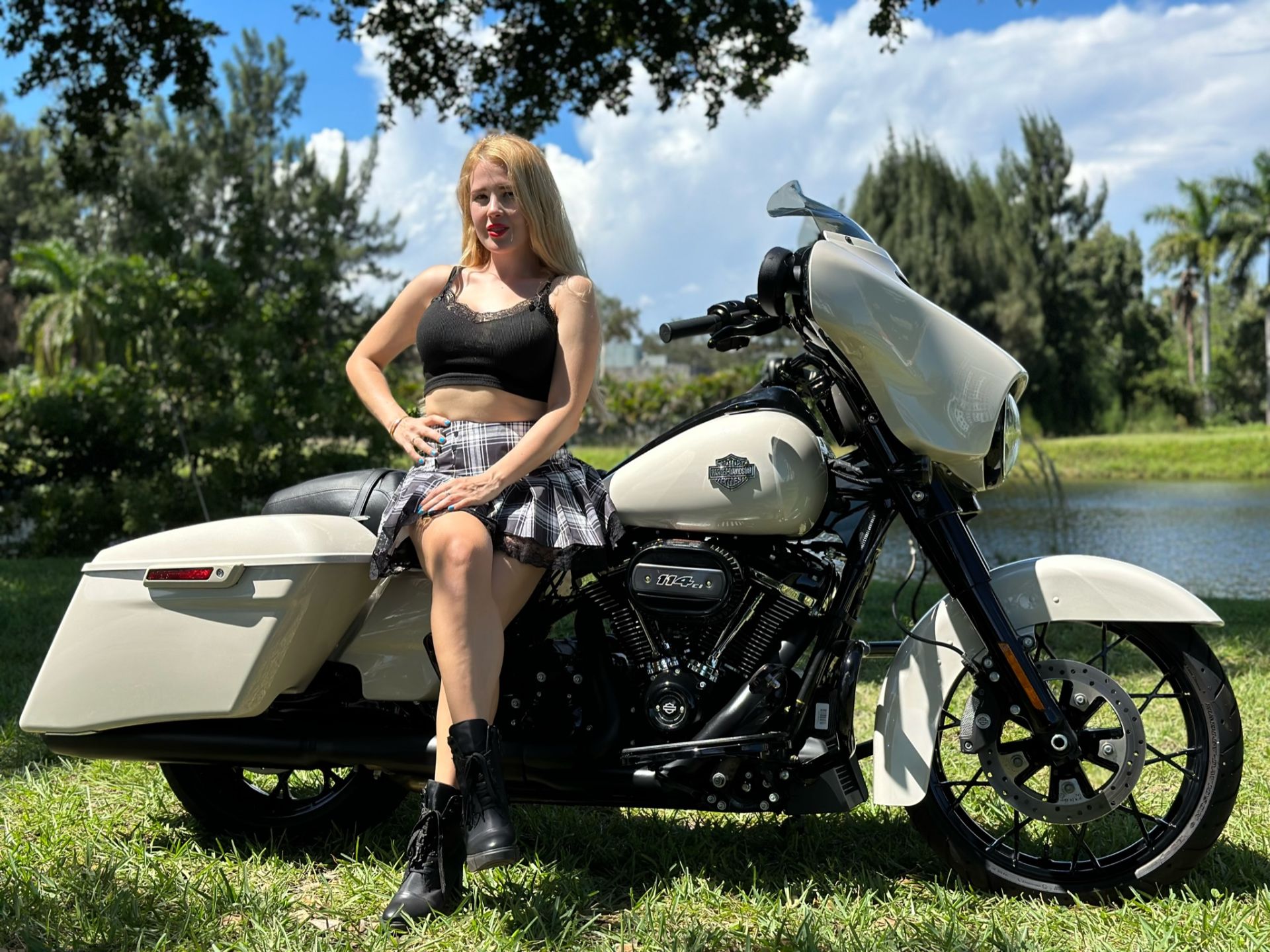 2022 Harley-Davidson Street Glide® Special in North Miami Beach, Florida - Photo 9
