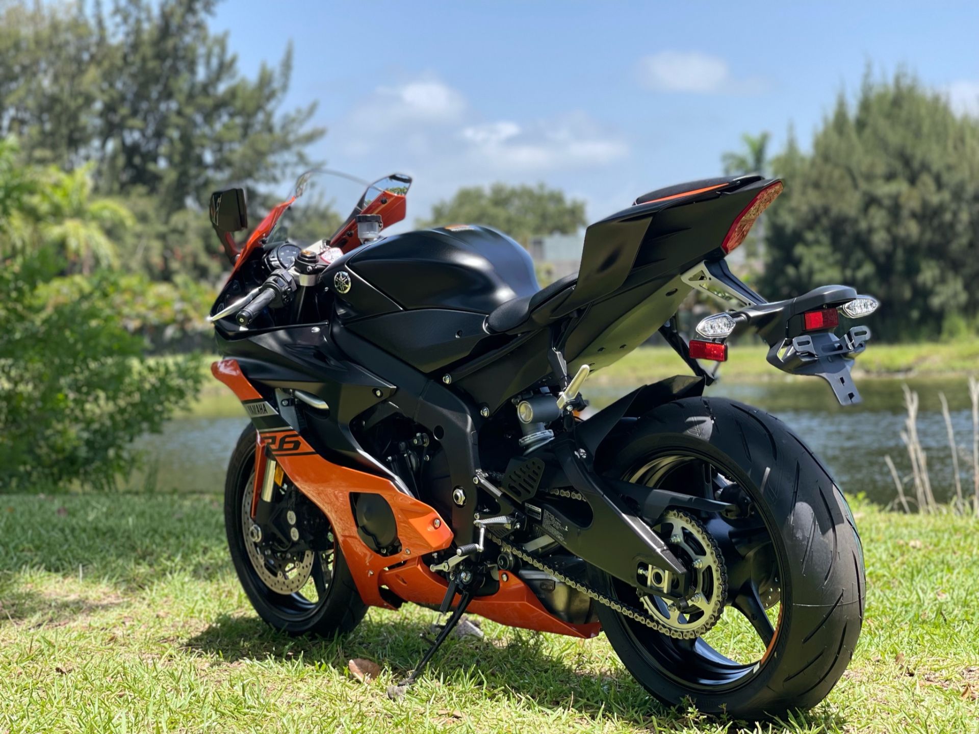2021 Yamaha YZF-R6 in North Miami Beach, Florida - Photo 18