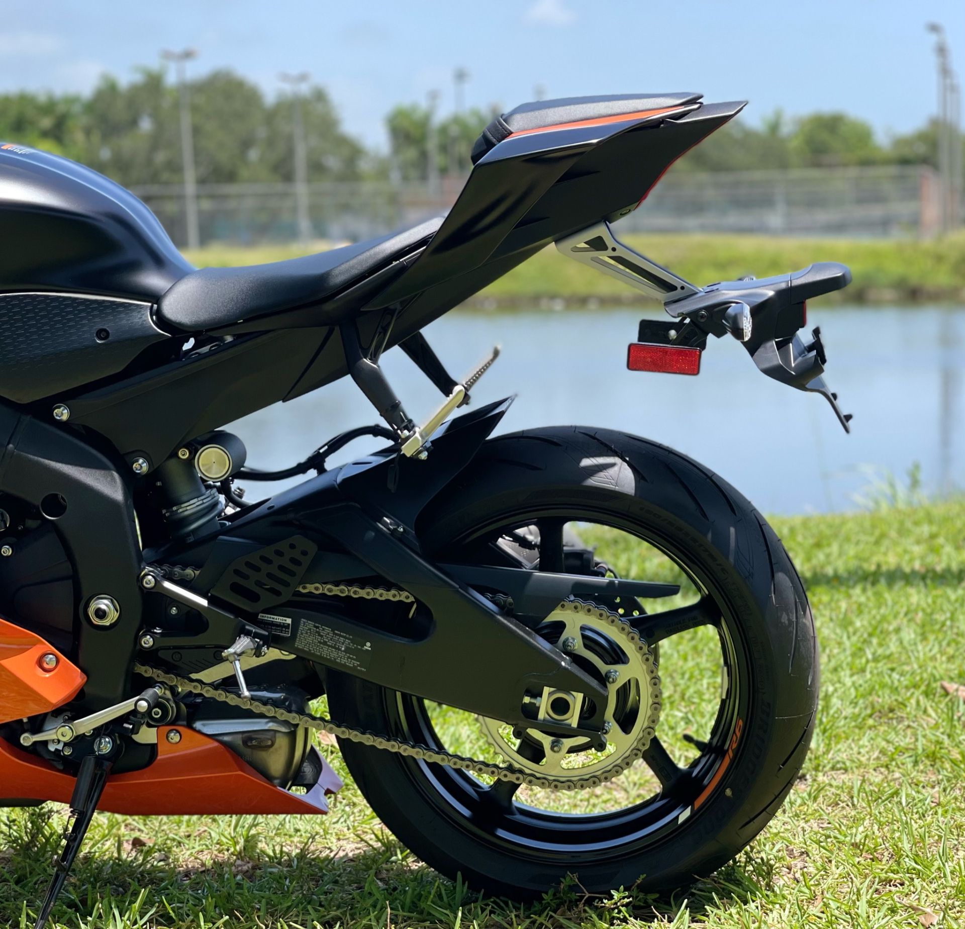 2021 Yamaha YZF-R6 in North Miami Beach, Florida - Photo 20