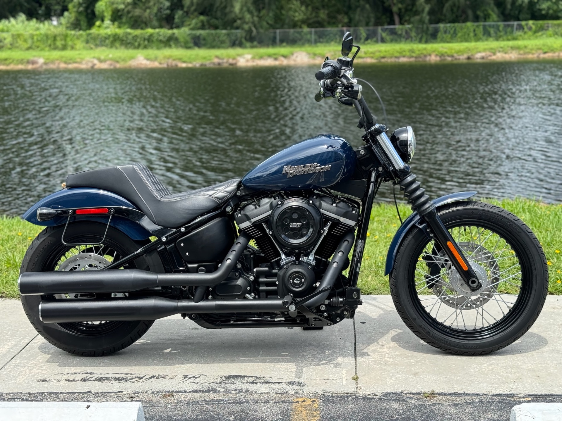 2019 Harley-Davidson Street Bob® in North Miami Beach, Florida - Photo 3