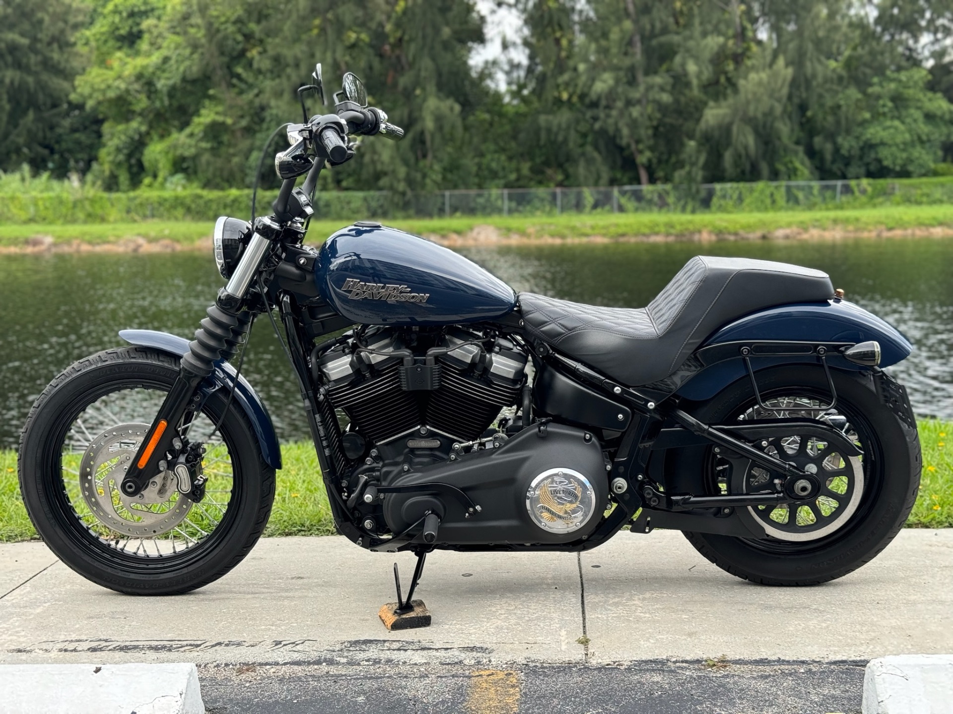 2019 Harley-Davidson Street Bob® in North Miami Beach, Florida - Photo 12