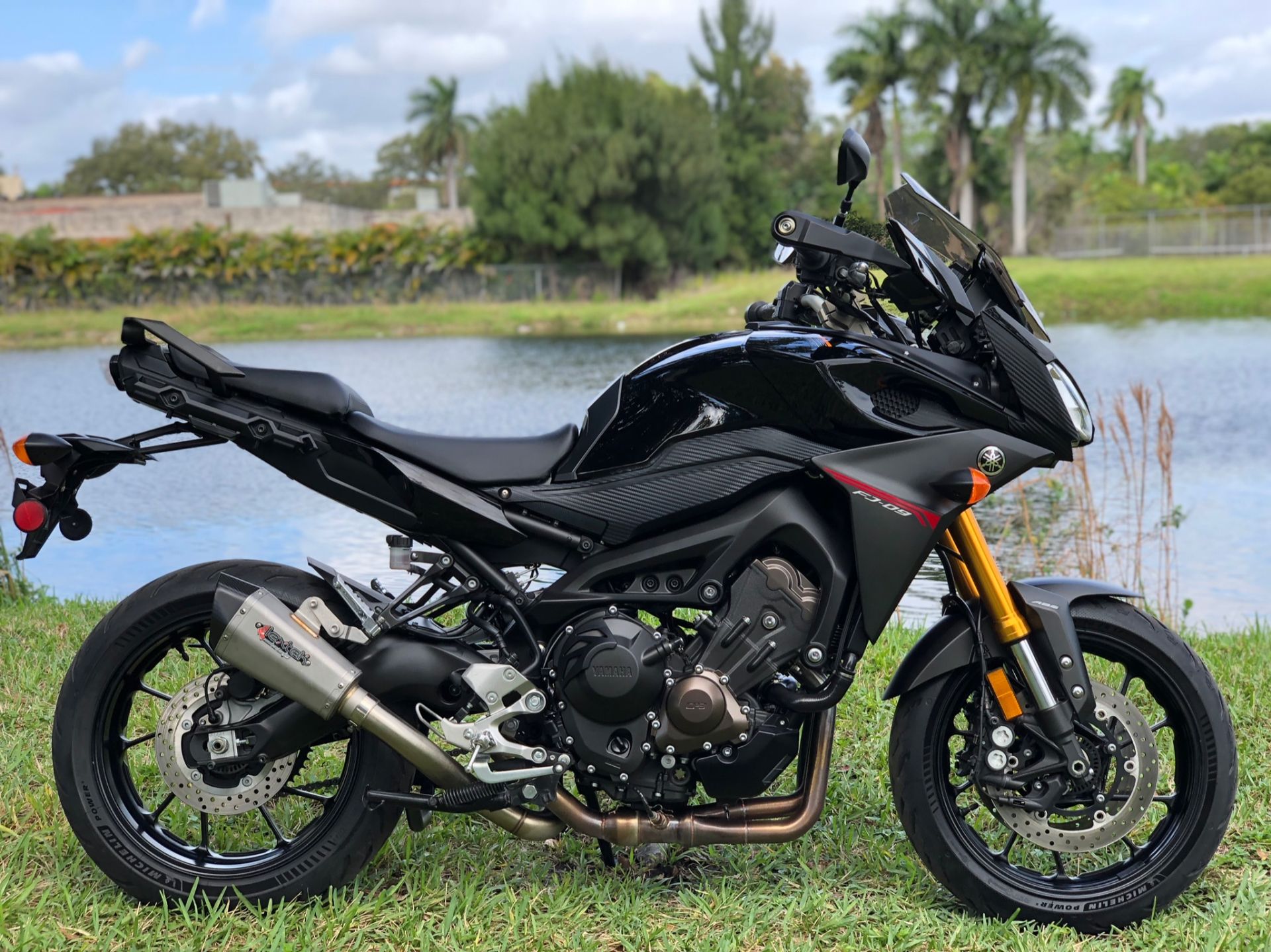 2016 Yamaha FJ-09 in North Miami Beach, Florida - Photo 3