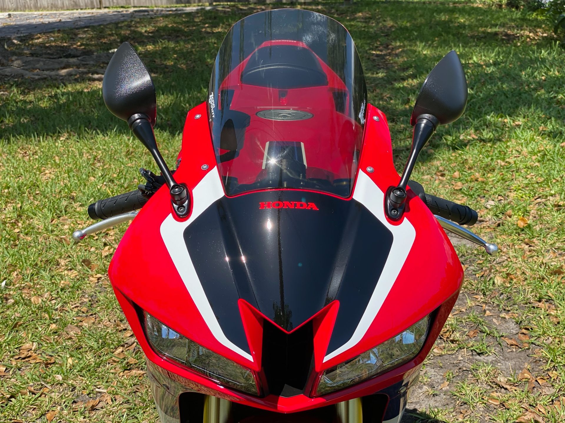2023 Honda CBR600RR in North Miami Beach, Florida - Photo 8