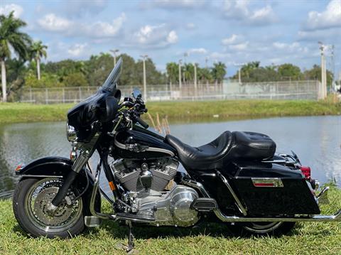 2003 Harley-Davidson FLHT/FLHTI Electra Glide® Standard in North Miami Beach, Florida - Photo 18