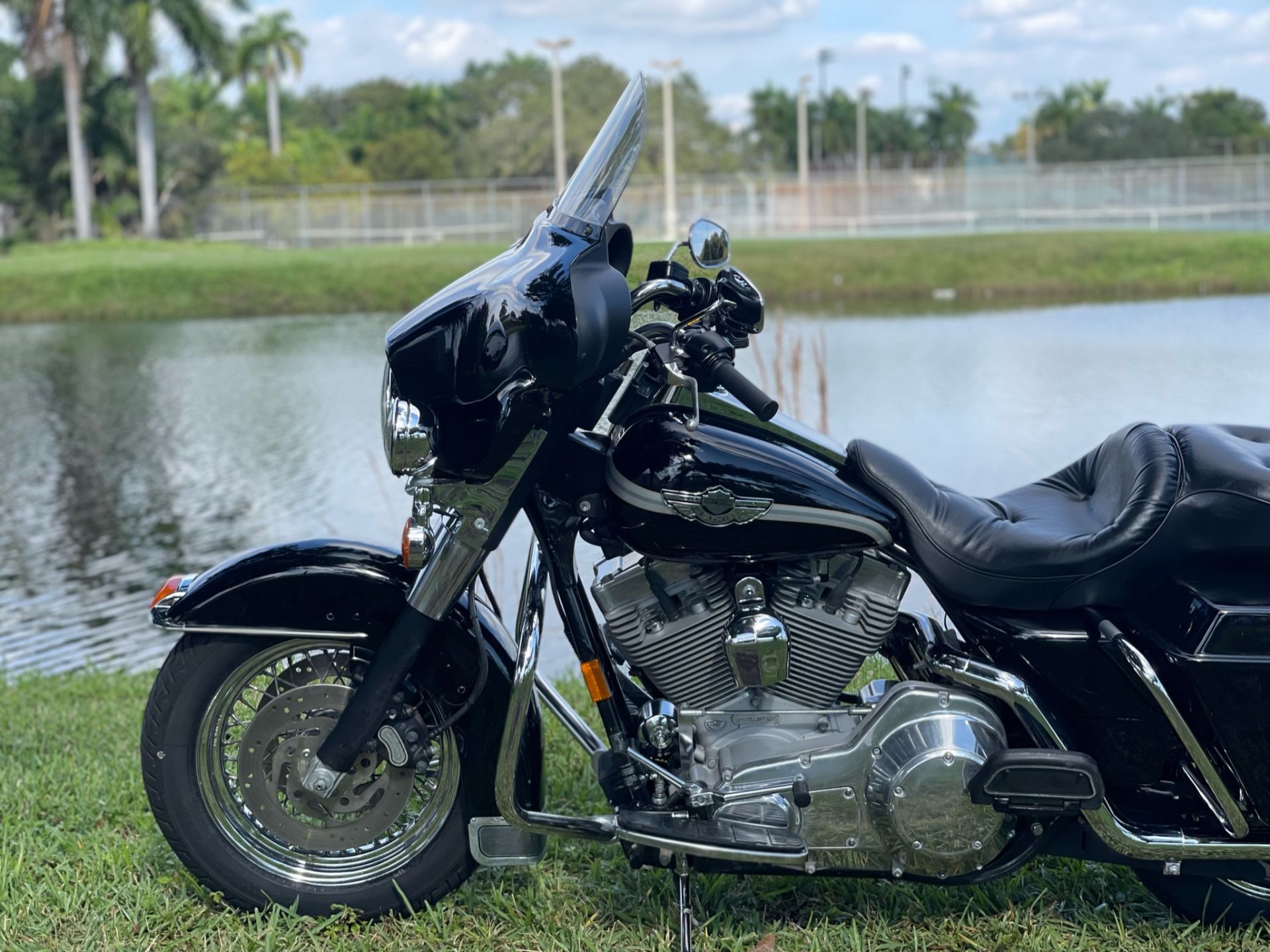 2003 Harley-Davidson FLHT/FLHTI Electra Glide® Standard in North Miami Beach, Florida - Photo 20