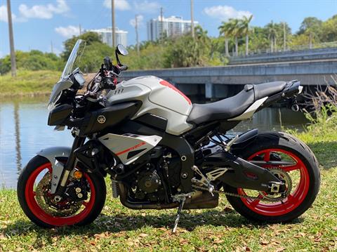 2019 Yamaha MT-10 in North Miami Beach, Florida - Photo 12