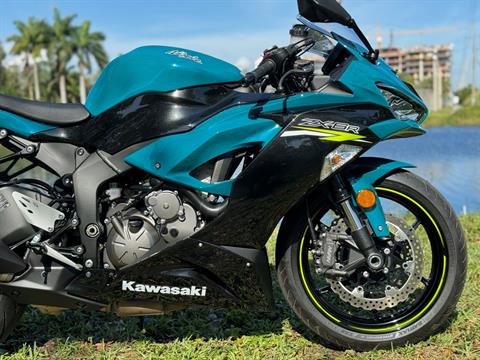 2021 Kawasaki Ninja ZX-6R in North Miami Beach, Florida - Photo 6