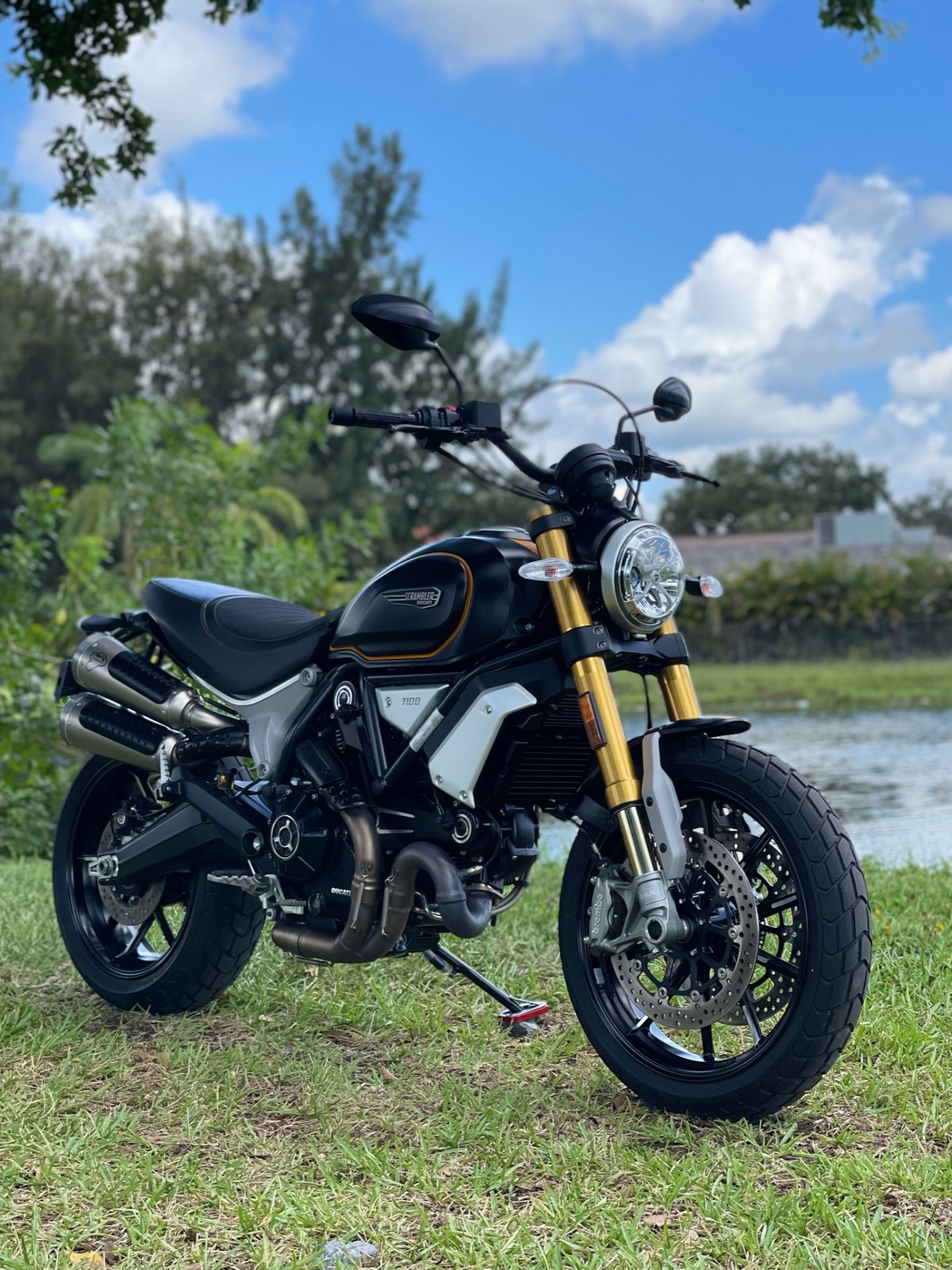 2019 Ducati Scrambler 1100 Sport in North Miami Beach, Florida - Photo 2