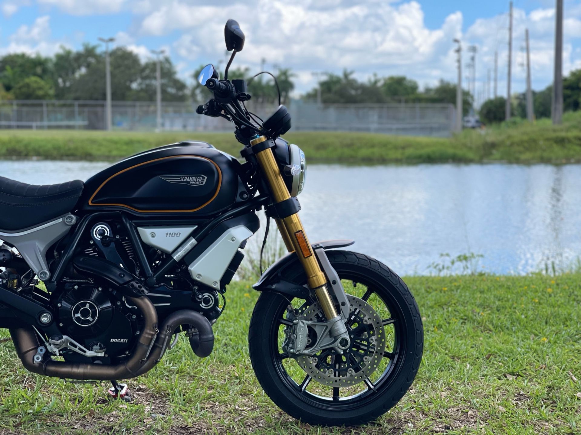 2019 Ducati Scrambler 1100 Sport in North Miami Beach, Florida - Photo 11