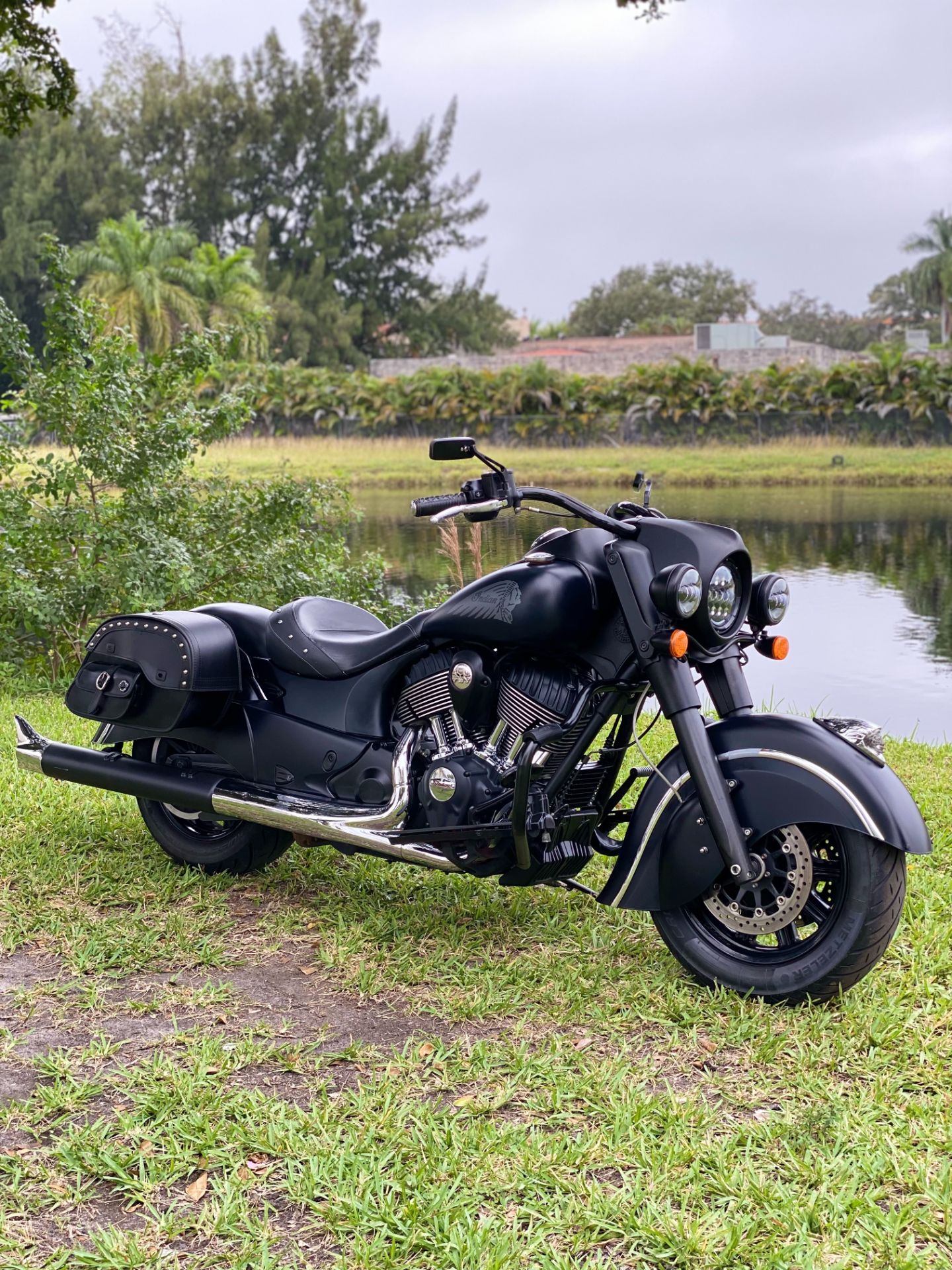 2016 Indian Motorcycle Chief Dark Horse® in North Miami Beach, Florida - Photo 2
