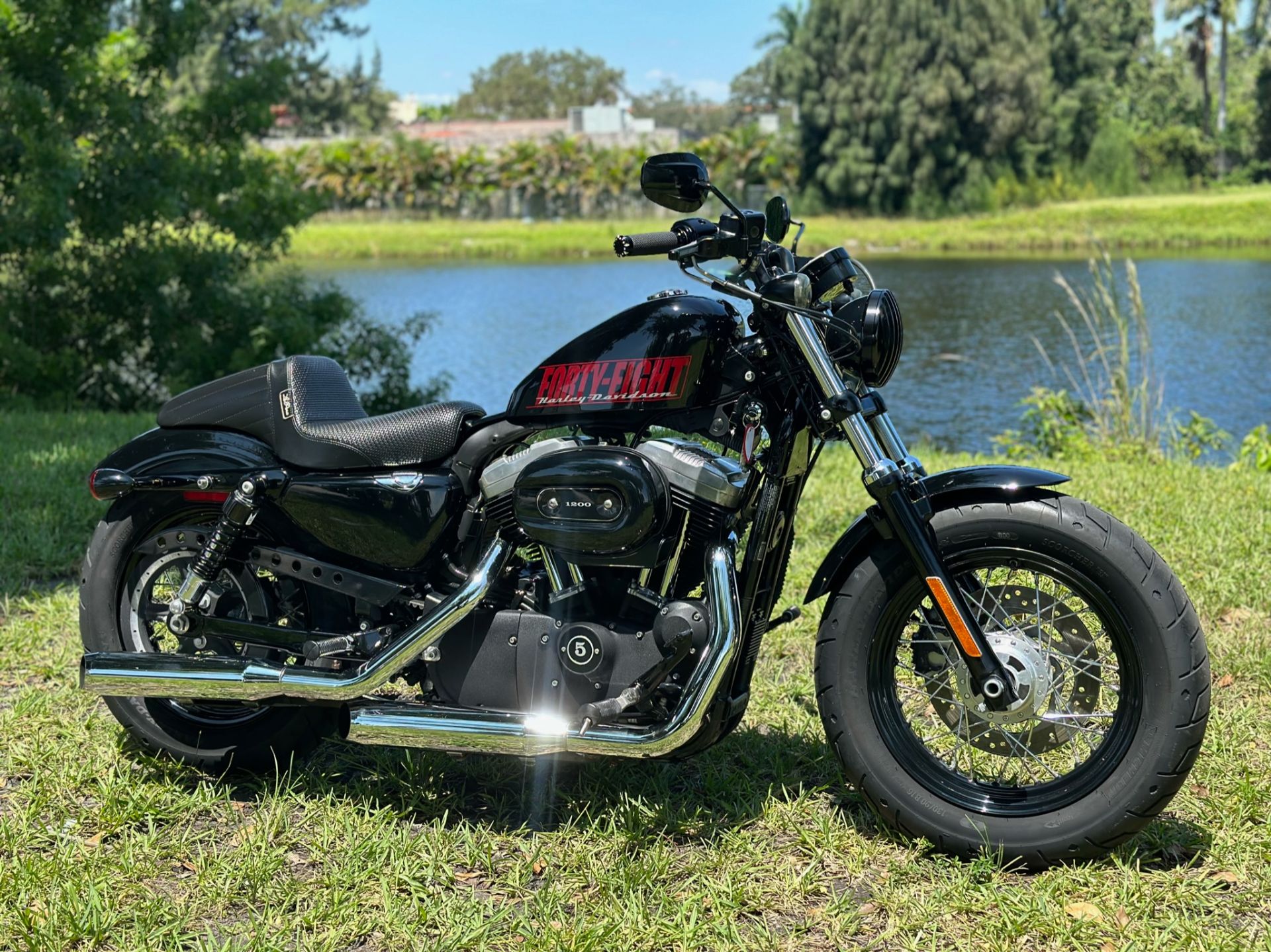 2013 Harley-Davidson Sportster® Forty-Eight® in North Miami Beach, Florida - Photo 4