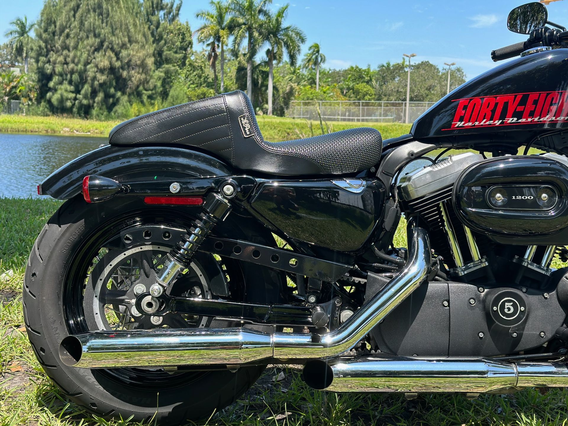 2013 Harley-Davidson Sportster® Forty-Eight® in North Miami Beach, Florida - Photo 10