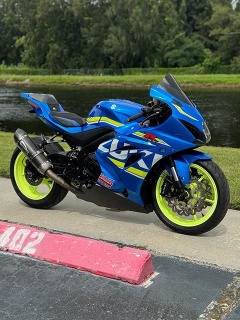 2017 Suzuki GSX-R1000R in North Miami Beach, Florida - Photo 2