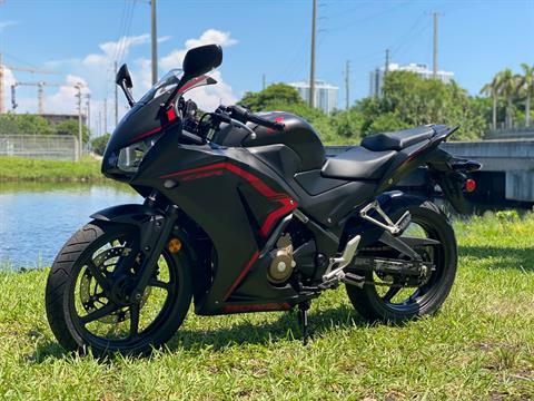 2022 Honda CBR300R in North Miami Beach, Florida - Photo 17