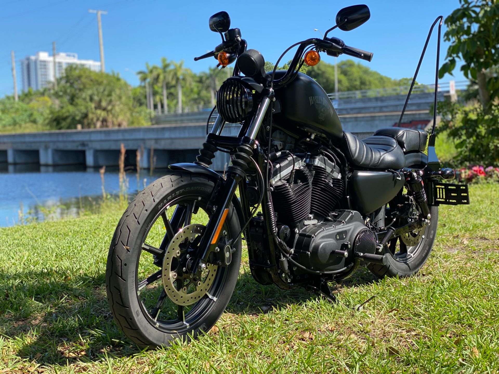2016 Harley-Davidson Iron 883™ in North Miami Beach, Florida - Photo 18