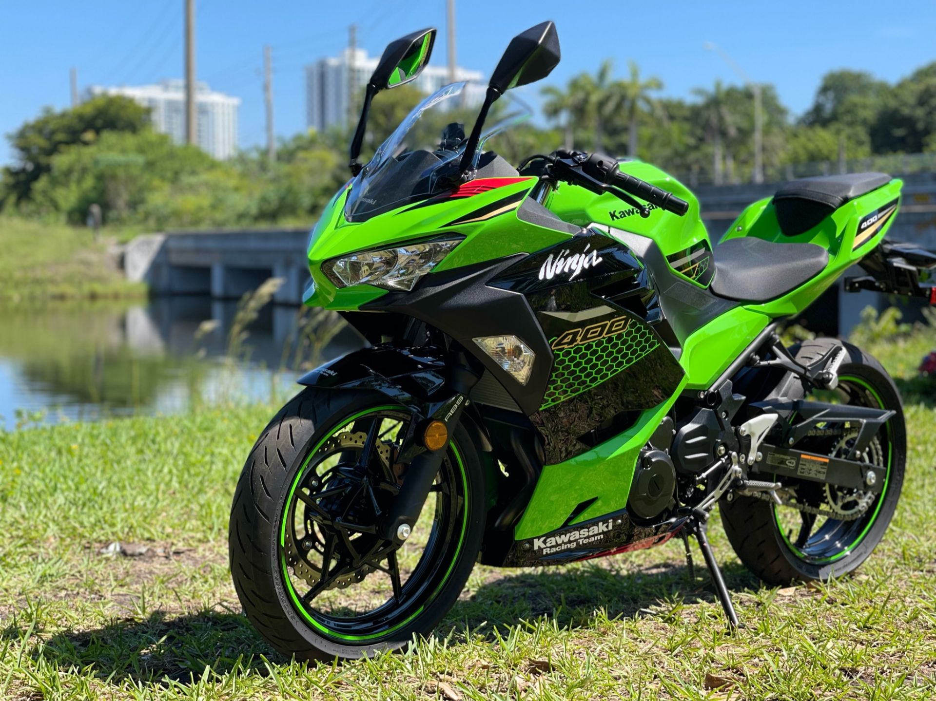 2020 Kawasaki Ninja 400 ABS KRT Edition in North Miami Beach, Florida - Photo 18