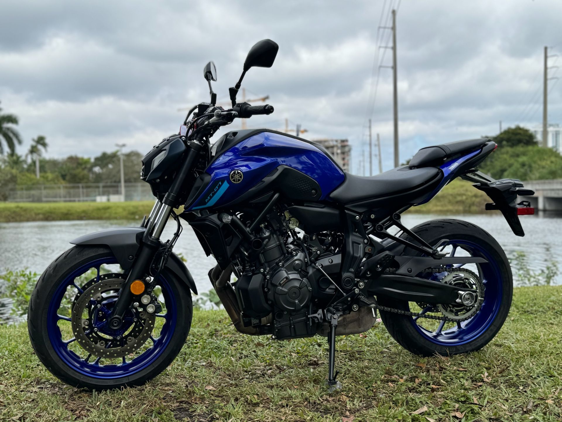 2022 Yamaha MT-07 in North Miami Beach, Florida - Photo 12